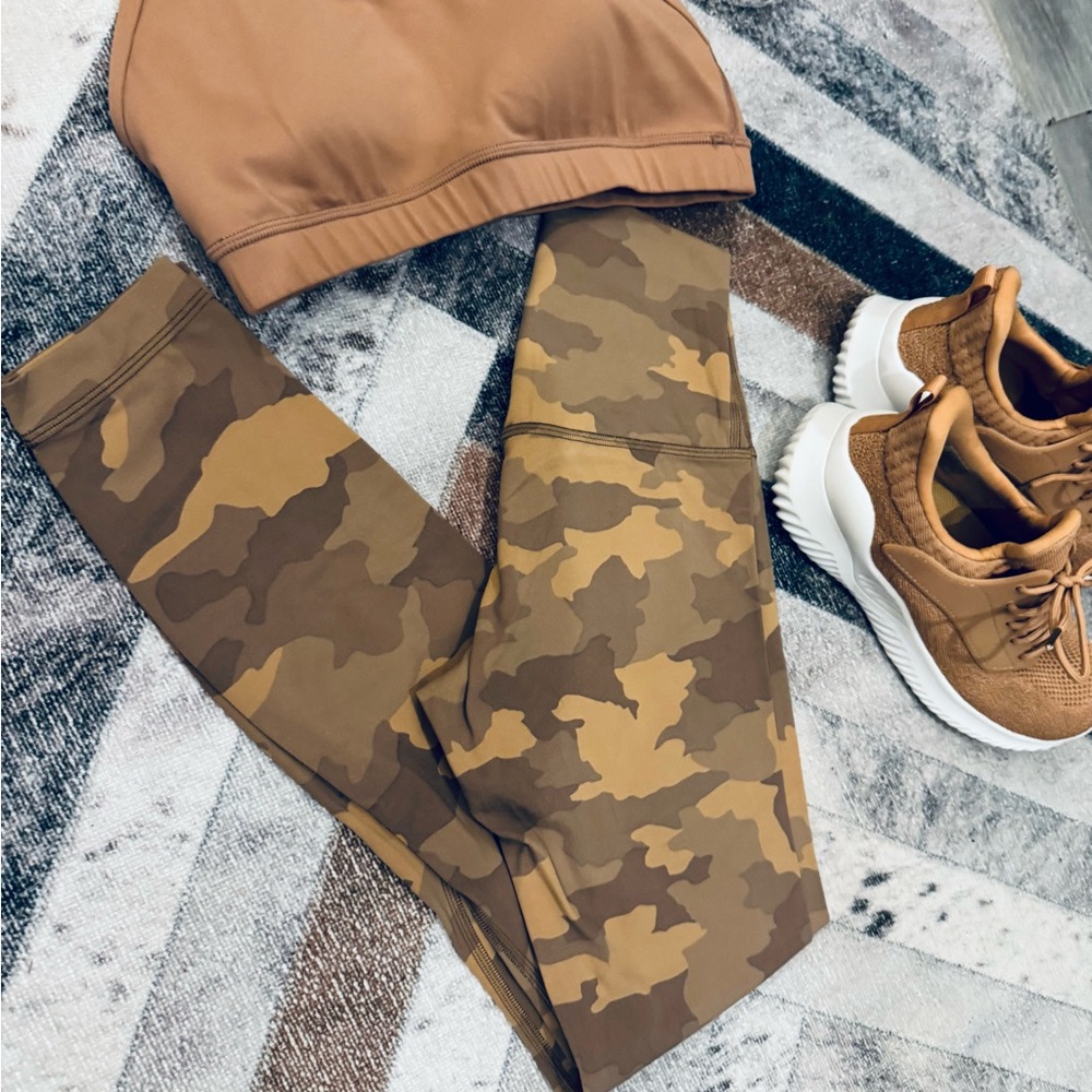 Lululemon Align Camel Camo Leggings, 25", Size 2